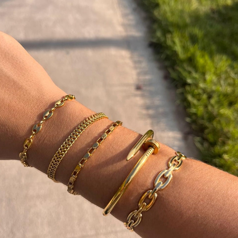 Pulsera cadena cuadrada