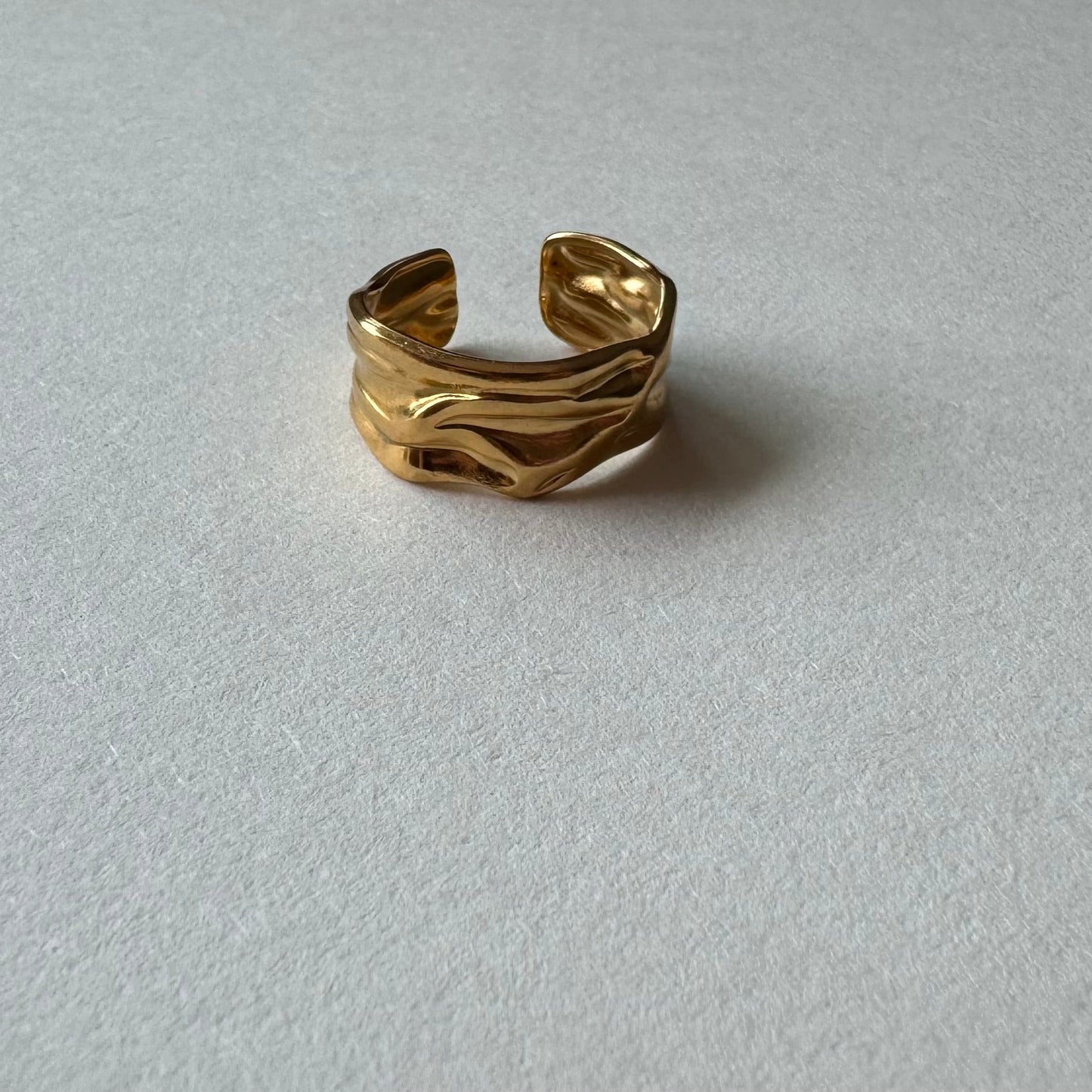 Anillo Ondulado