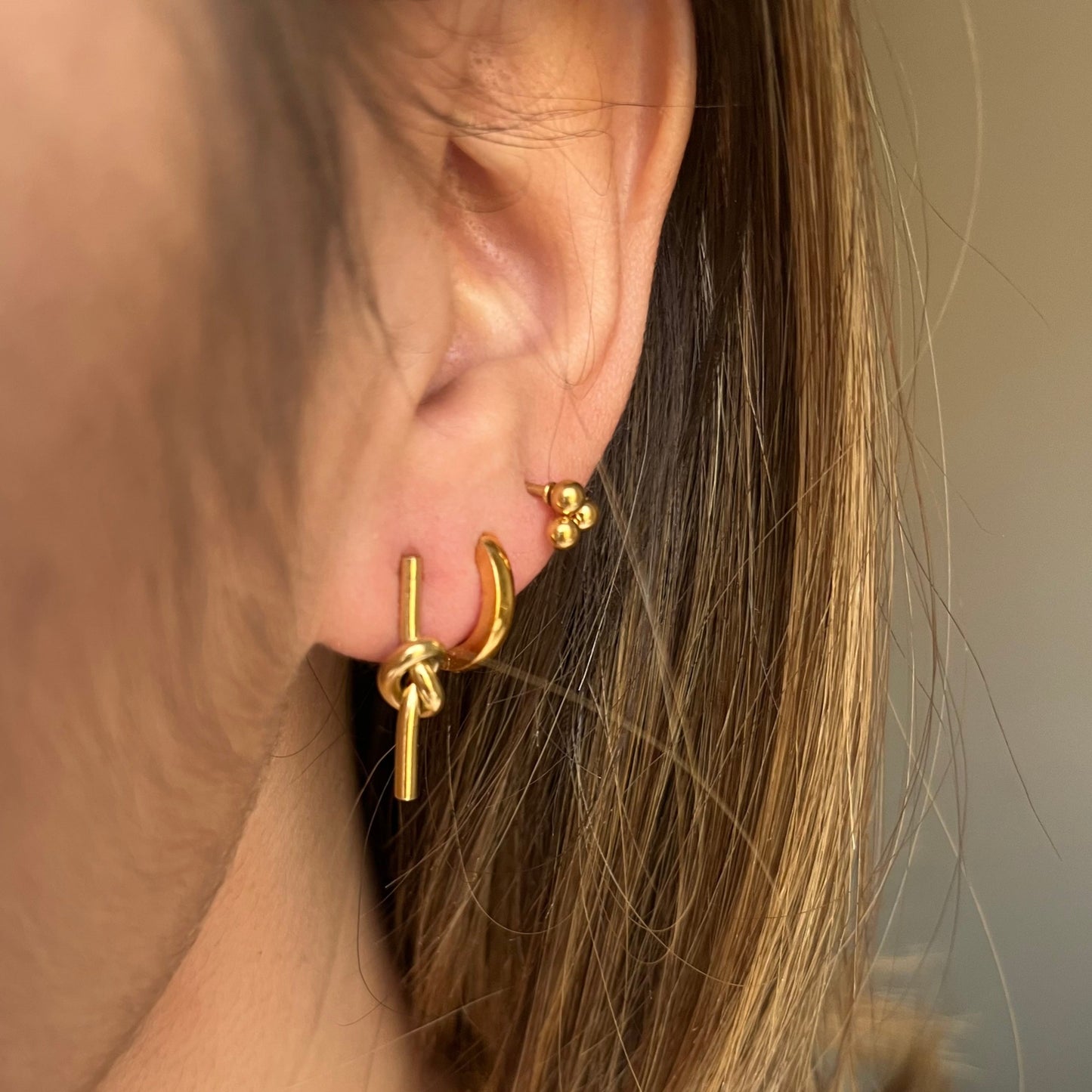 Pendientes básicos finos