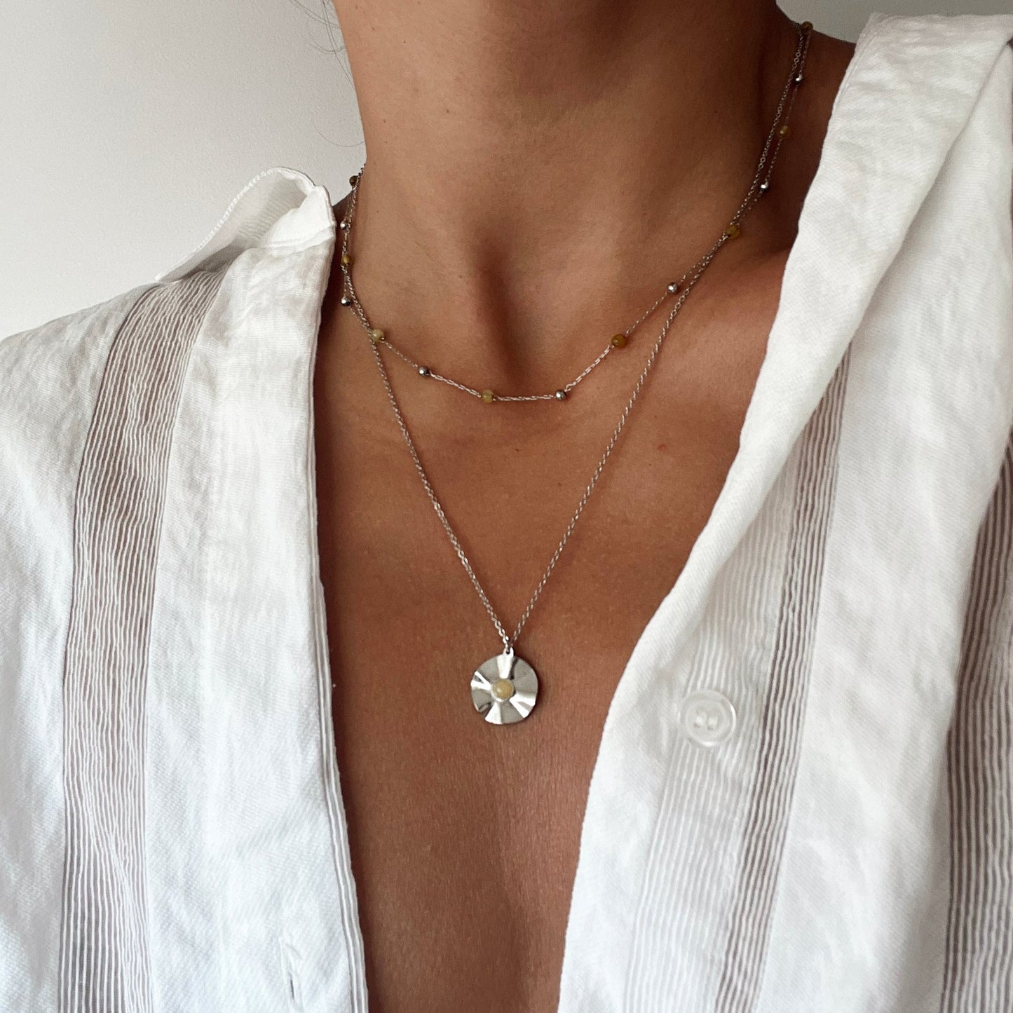 Collar chapa circonita