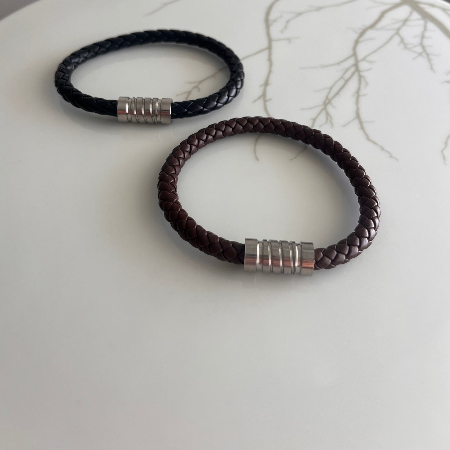 Pulsera cuero MAN