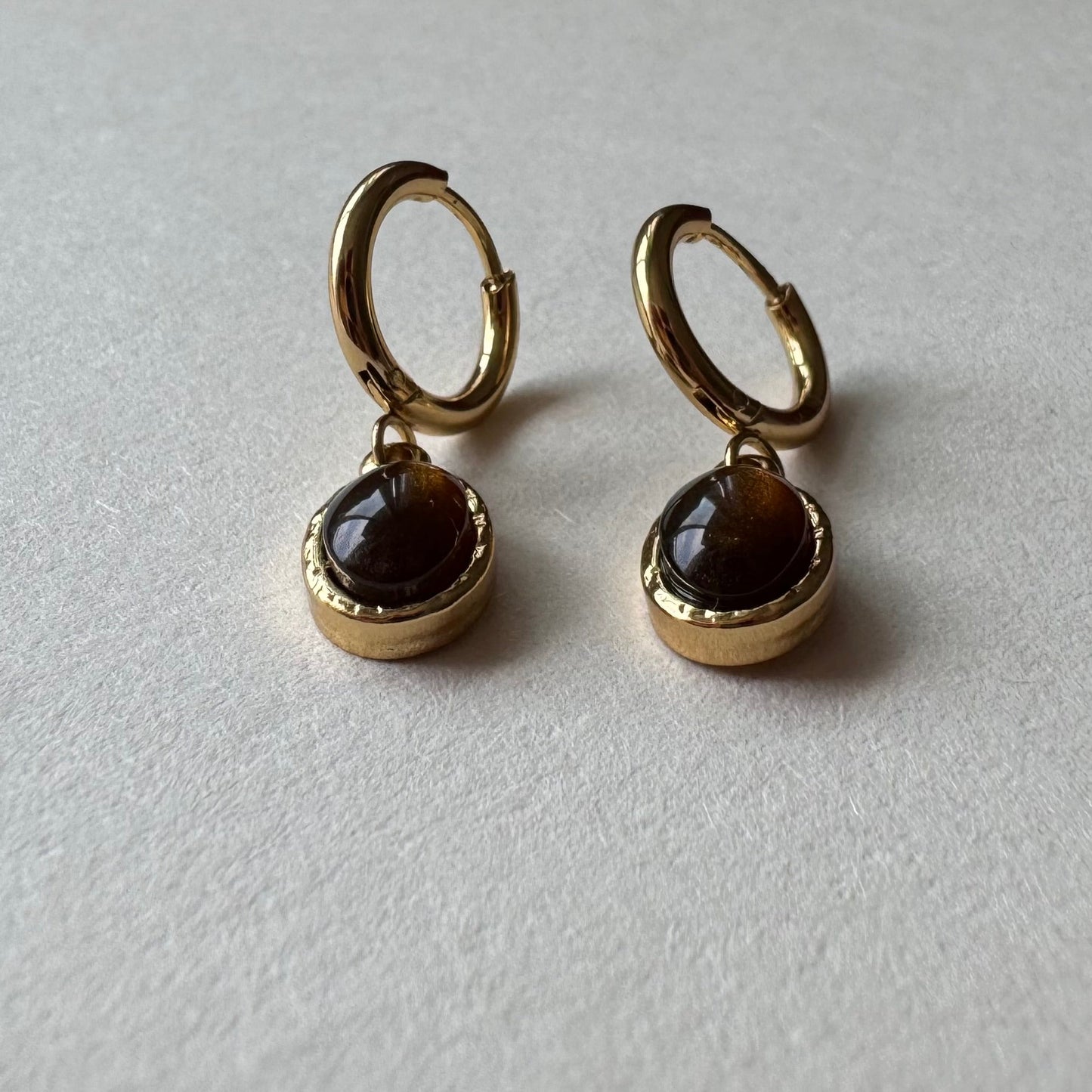 Pendientes gota marrón