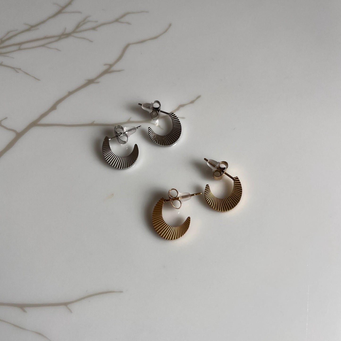 Pendientes luna de mar