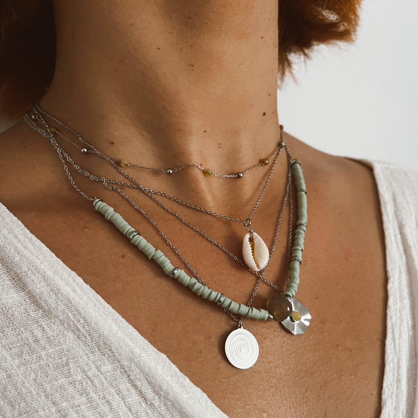 Collar chapa circonita