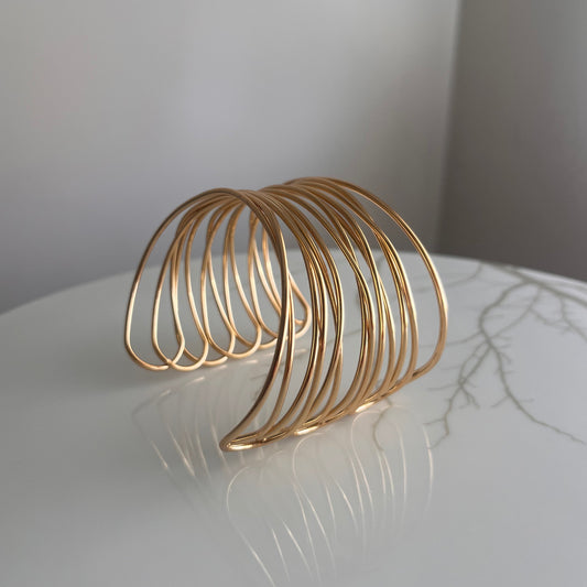 Brazalete Multilínea dorado